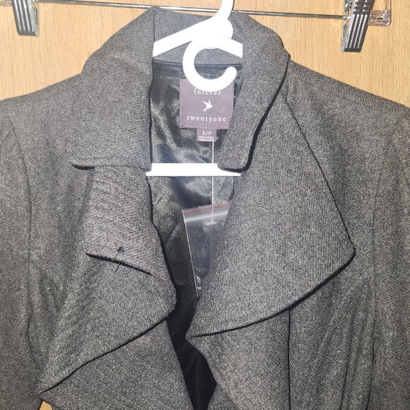 Forever 21 Gray Womens Peacoat w/ Ruffled Collar Size  Small Petite - Picture 4 of 4